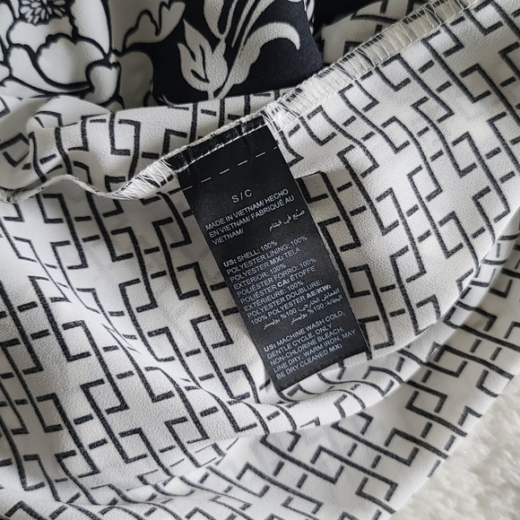 WHBM Reversible tank top! - Picture 8 of 9